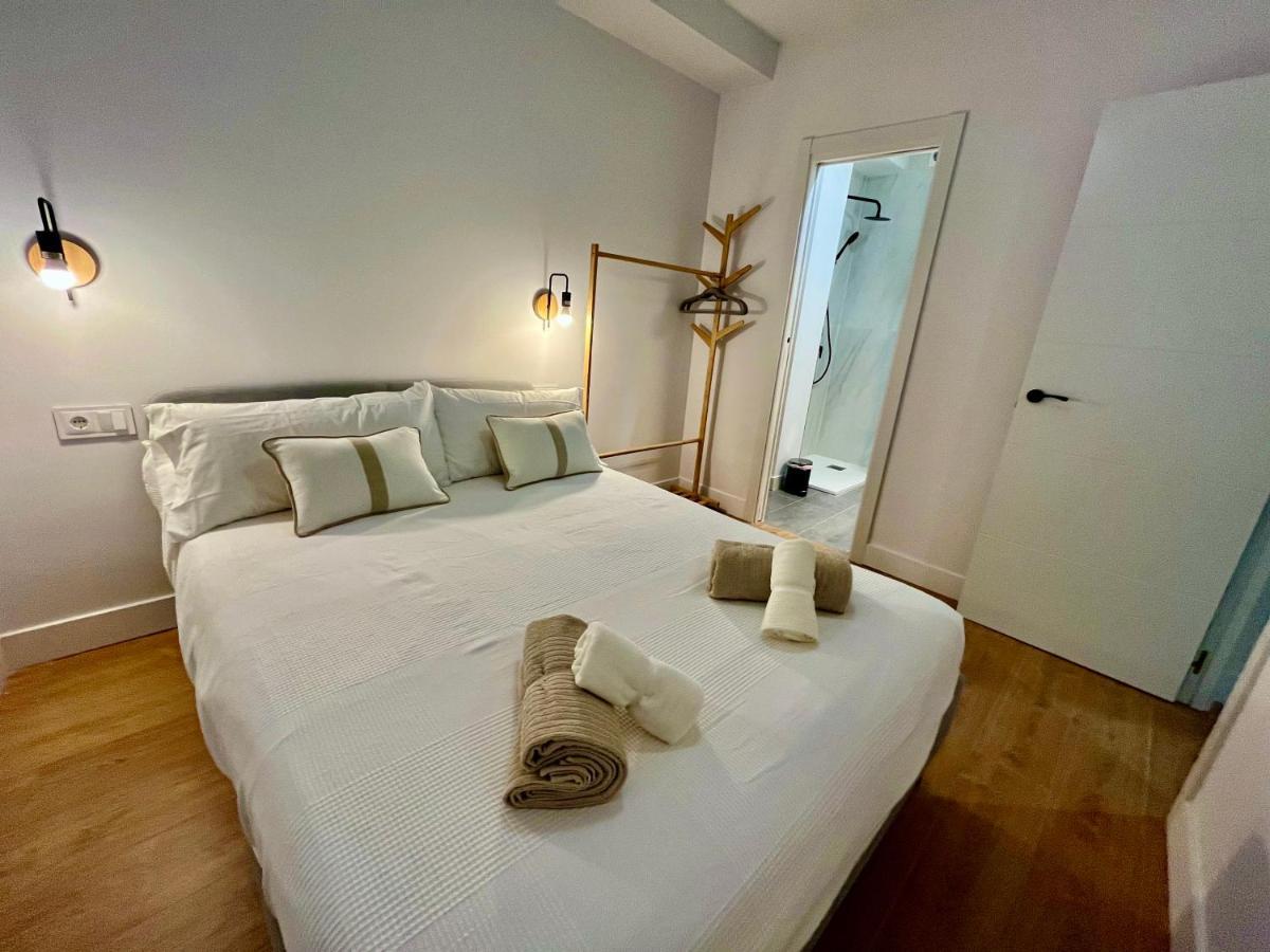 Apartament Piso Picasso, Modern In The Heart Of